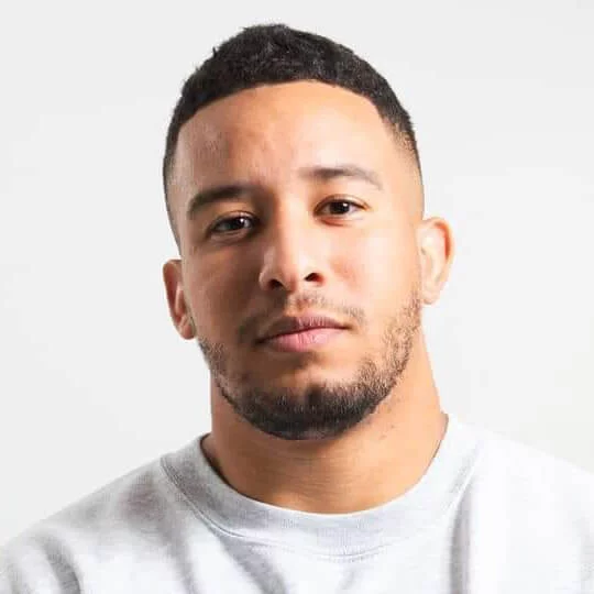 Bryan Littré en portrait